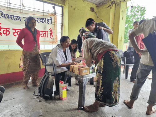 Image for ग्राम लोंथुरू में लम्पी त्वचा रोग हेतु चिकित्सा एवं जागरूकता शिविर का किया गया आयोजन