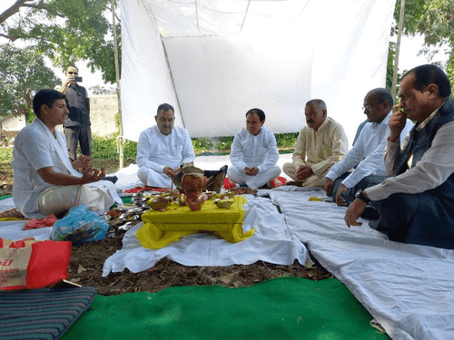 Image for कैबिनेट मंत्री डाॅ0 धन सिंह रावत ने अन्न भंडारण गोदाम का किया शिलान्यास और भूमि पूजन