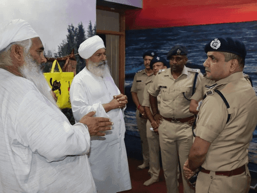डीजीपी महोदय ने डेरा कार सेवा पहुंचकर घटनास्थल का किया स्थलीय निरीक्षण