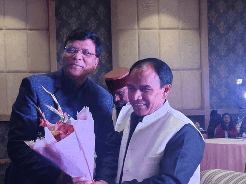 कैबिनेट मंत्री डाॅ0 धन सिंह रावत मेडिकल एक्सीलेंस अवार्ड कार्यक्रम में हुए शामिल
