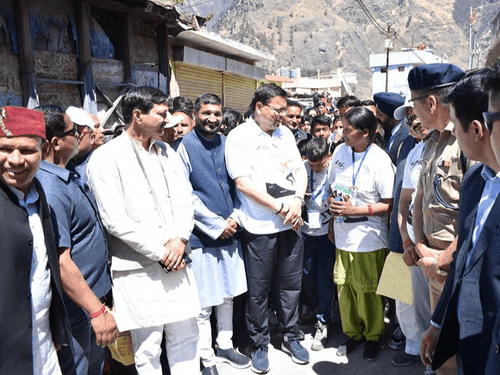 सीएम धामी ने दो दिवसीय मैराथन प्रतियोगिता का किया शुभारंभ