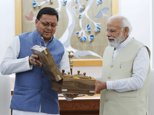 नई दिल्ली में सीएम धामी ने पीएम मोदी से की भेंट